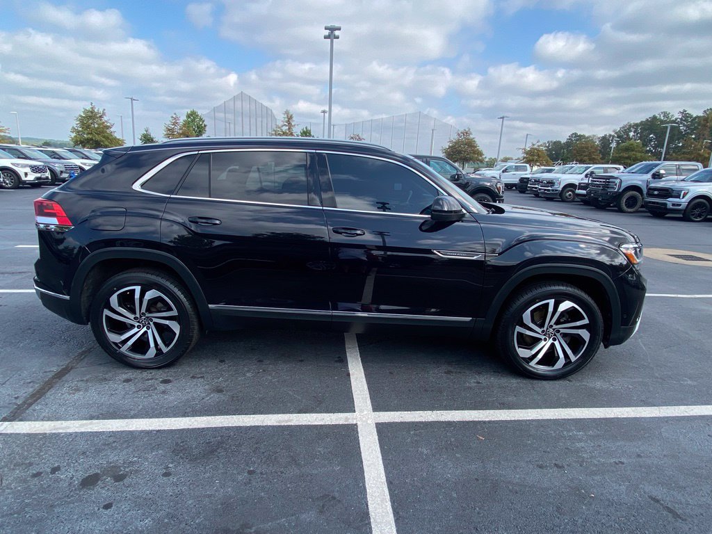 Used 2020 Volkswagen Atlas Cross Sport SEL Premium AWD/4WD image 8