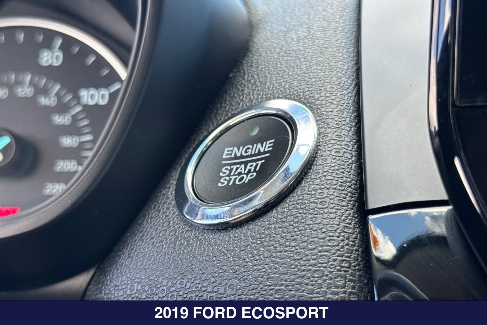 Certified 2019 Ford EcoSport Titanium w/ Interior Protection Package FWD image 25