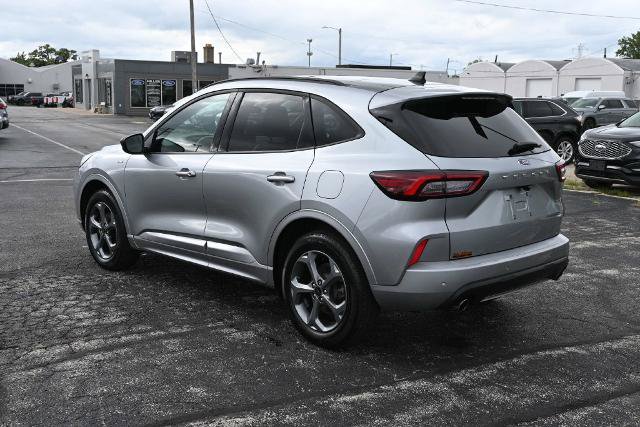 Certified 2024 Ford Escape ST-Line w/ Tech Pack #1 AWD/4WD image 11