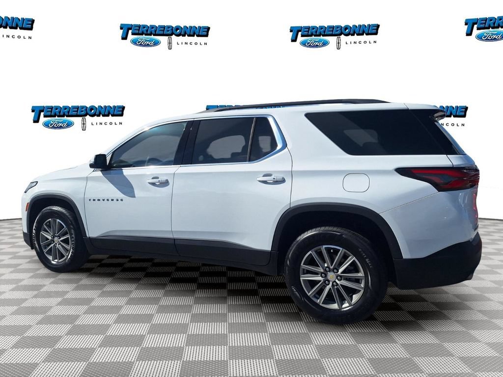 Used 2023 Chevrolet Traverse LT FWD image 7