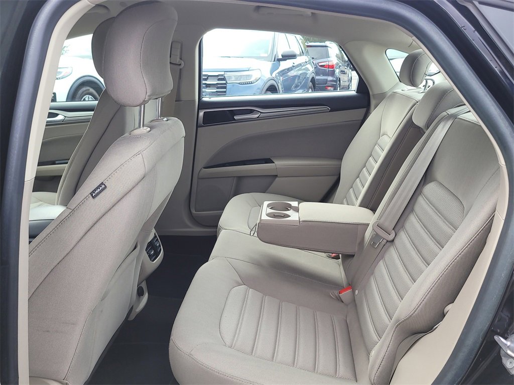 Certified 2019 Ford Fusion SE image 12