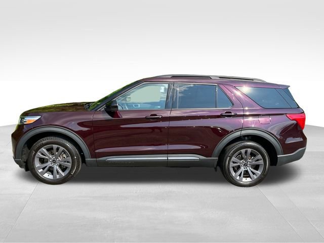 Certified 2023 Ford Explorer XLT w/ Equipment Group 202A image 6