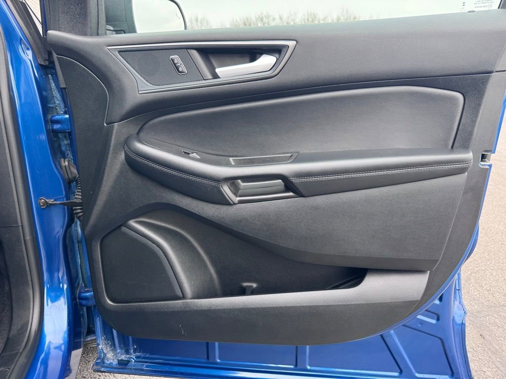 Certified 2024 Ford Edge SE image 24