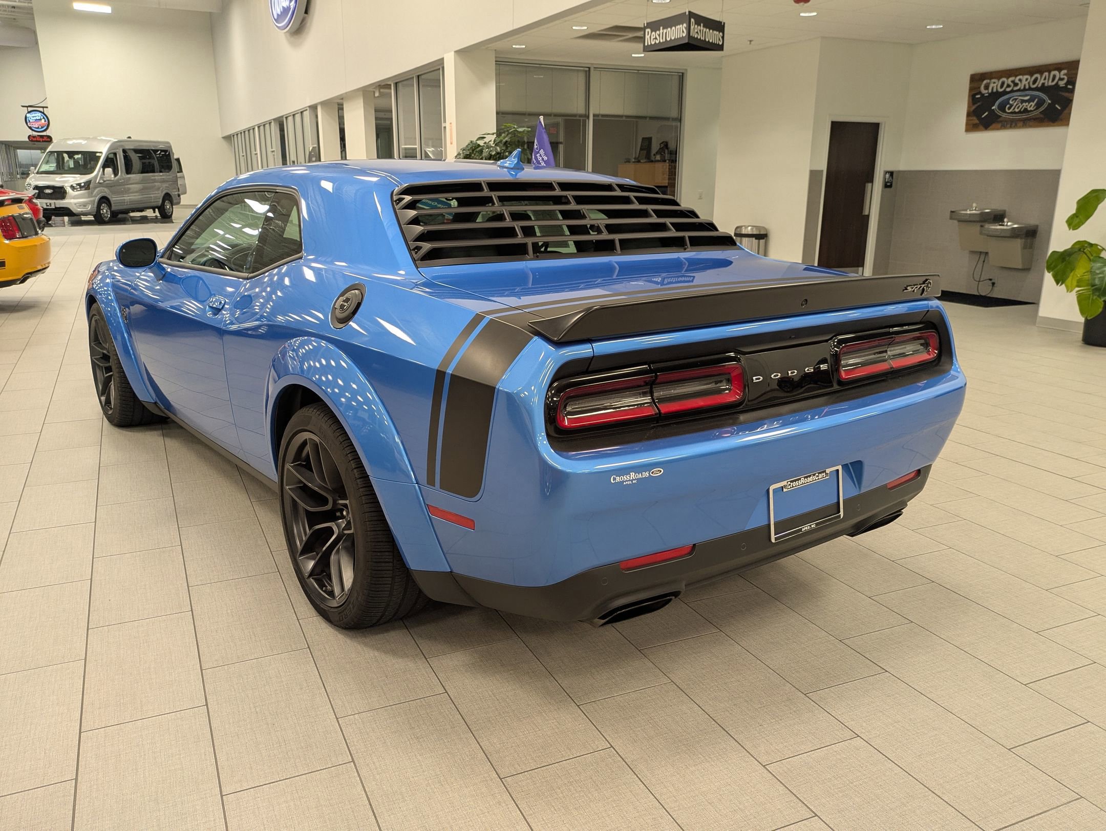 Used 2023 Dodge Challenger SRT Hellcat image 4