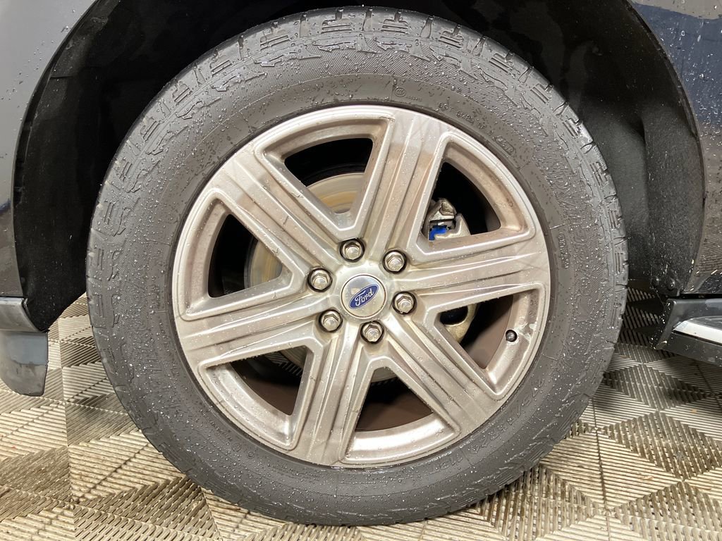 Certified 2020 Ford Expedition XLT w/ Equipment Group 202A image 14