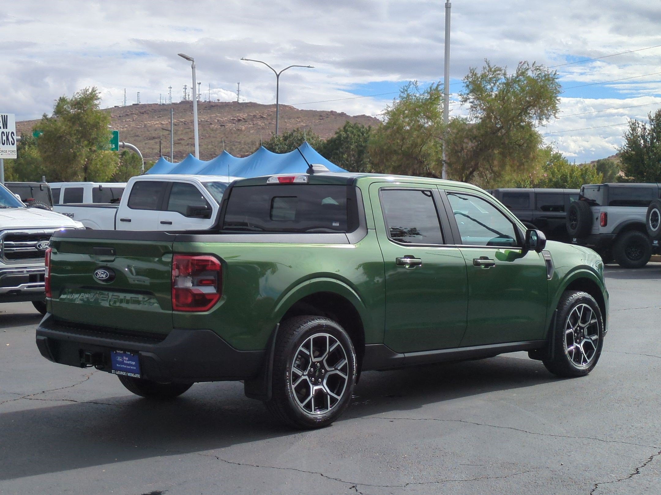 Certified 2025 Ford Maverick Lariat AWD/4WD image 7
