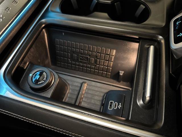Certified 2025 Ford Expedition Platinum AWD/4WD image 31