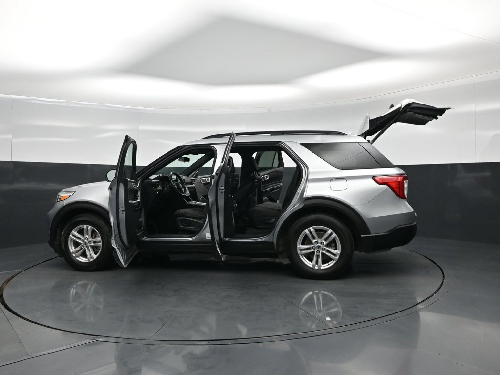 Certified 2020 Ford Explorer XLT RWD image 34