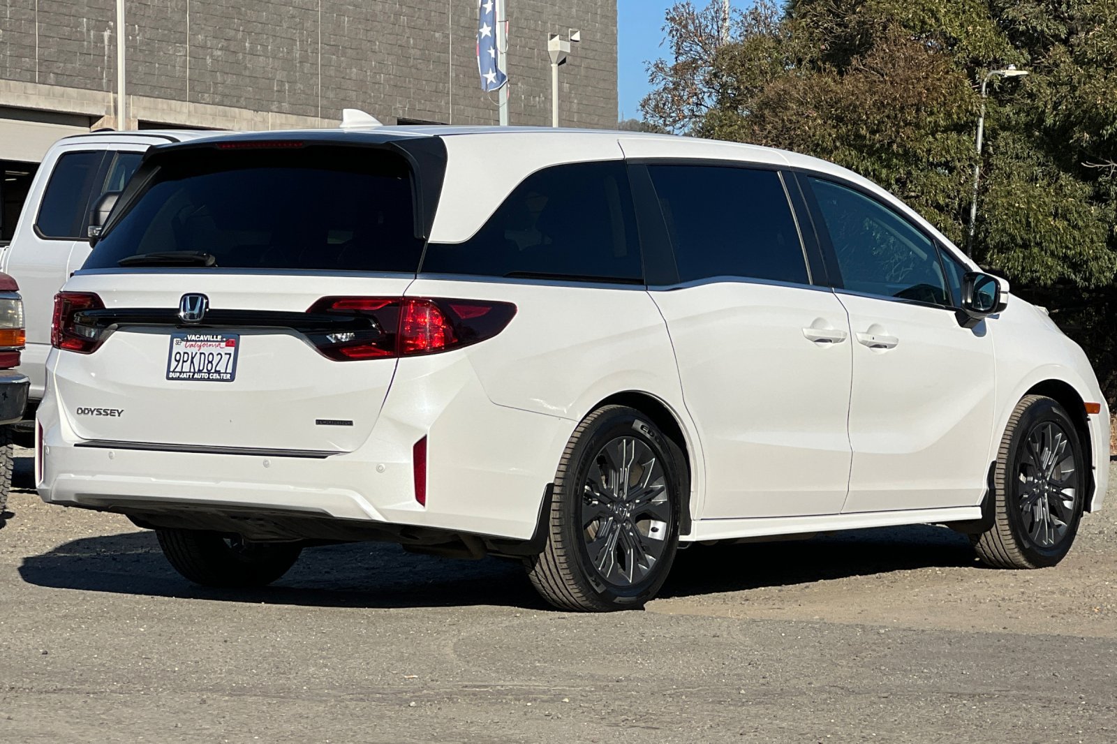 Used 2025 Honda Odyssey Touring image 4