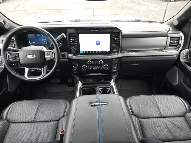 Certified 2025 Ford F250 Platinum AWD/4WD image 10