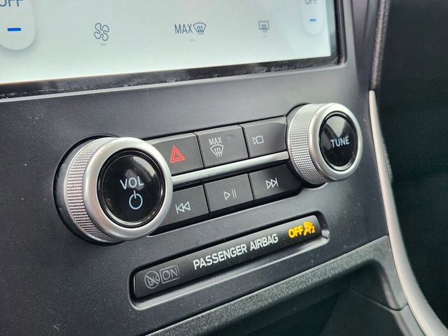 Certified 2022 Ford Edge SE w/ Black Appearance Package image 25