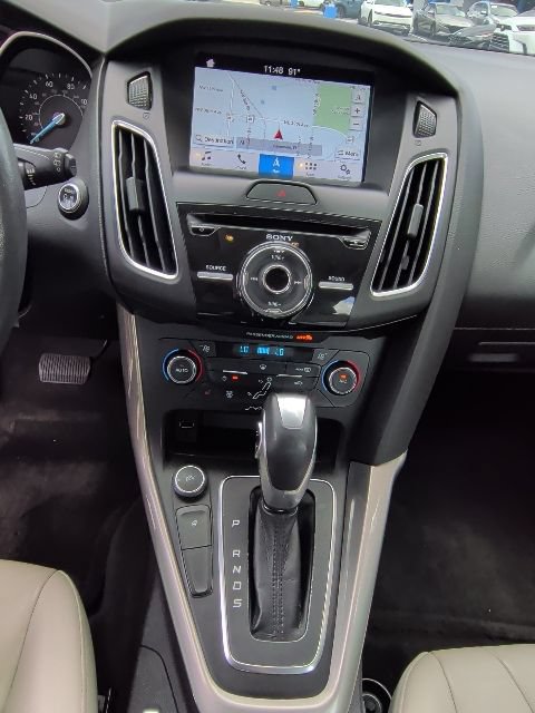 Certified 2017 Ford Focus Titanium FWD image 21