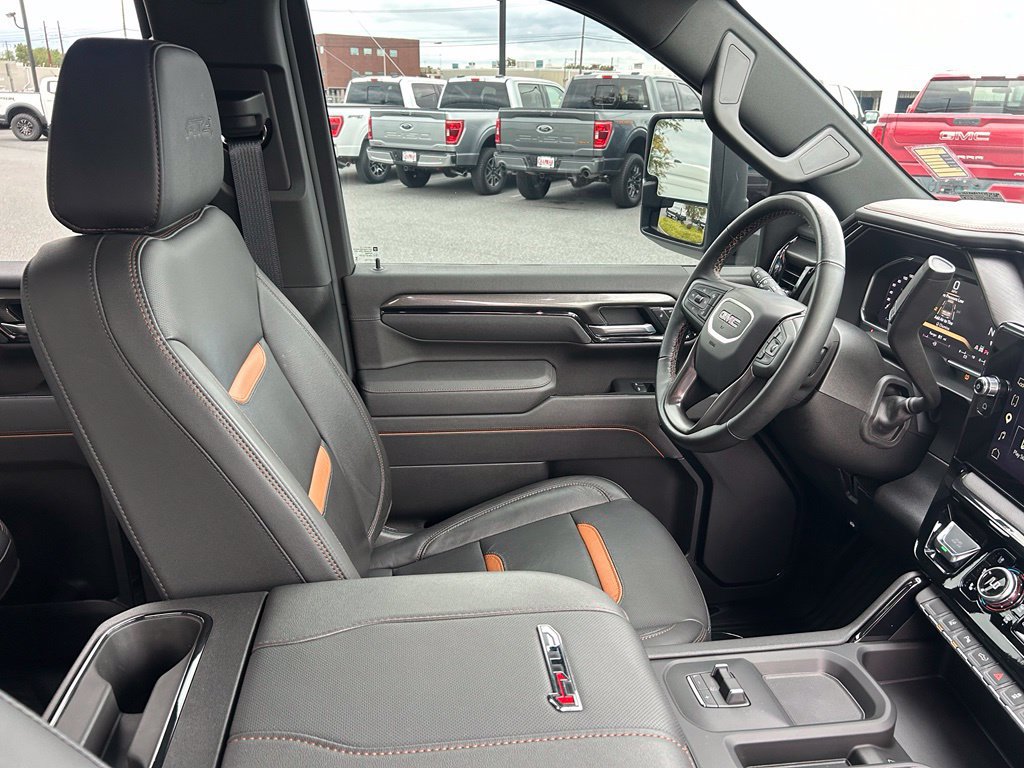 Used 2026 GMC Sierra 2500 AT4 w/ AT4 Preferred Package AWD/4WD image 45