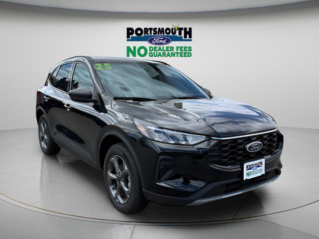 Certified 2025 Ford Escape ST-Line w/ Tech Pack #1 AWD/4WD image 24