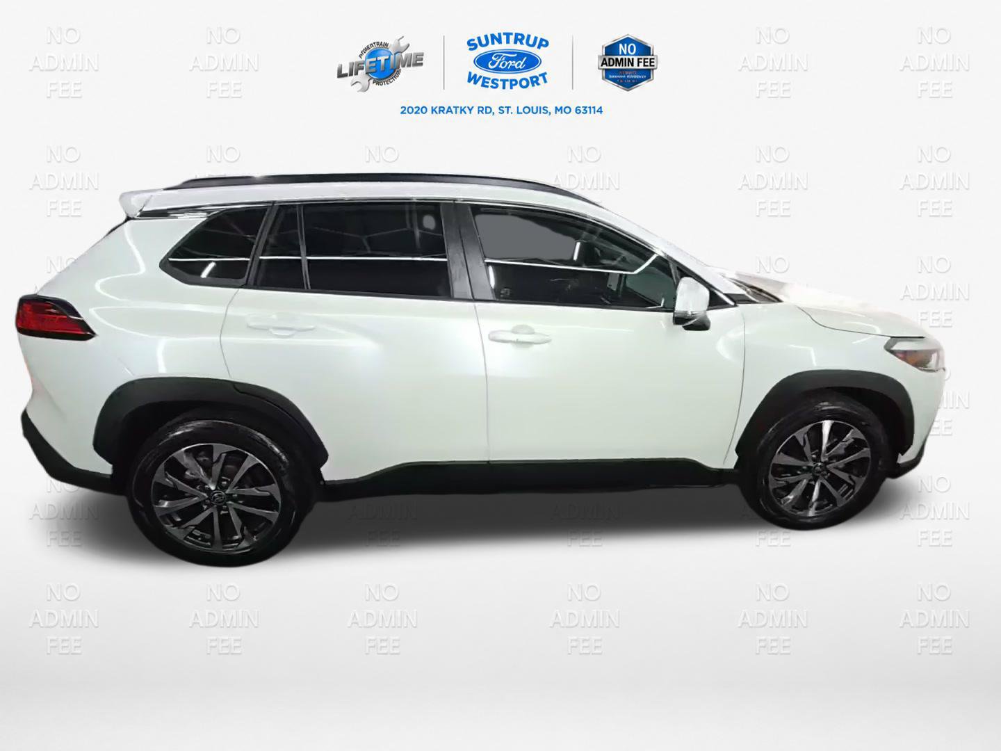 Used 2023 Toyota Corolla Cross XLE w/ Convenience Package FWD image 2