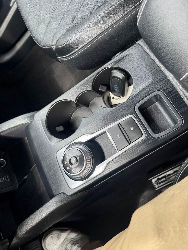 Certified 2023 Ford Escape Platinum w/ Premium Technology Package AWD/4WD image 22