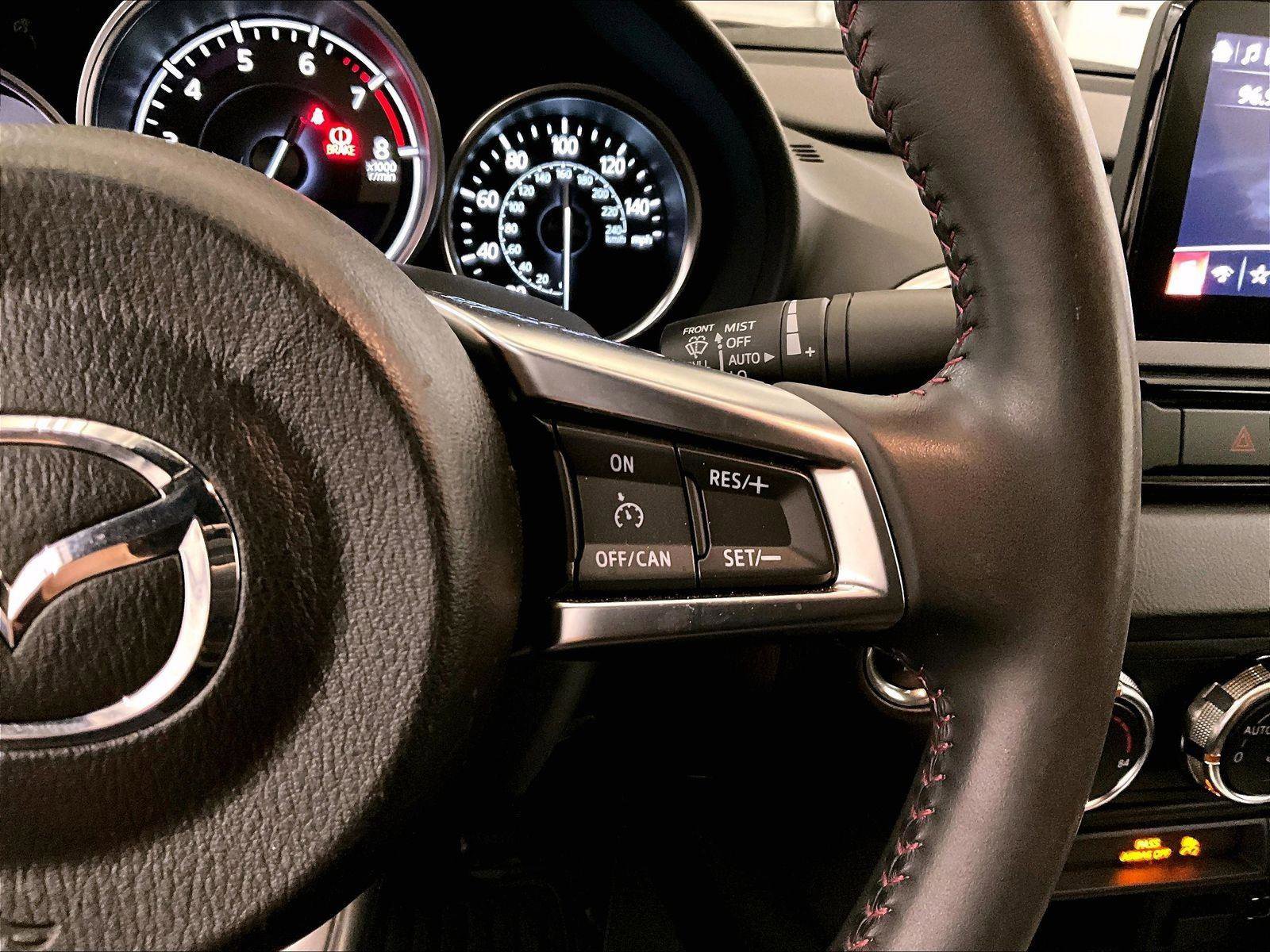 Used 2018 MAZDA MX-5 Miata RF Grand Touring RWD image 18