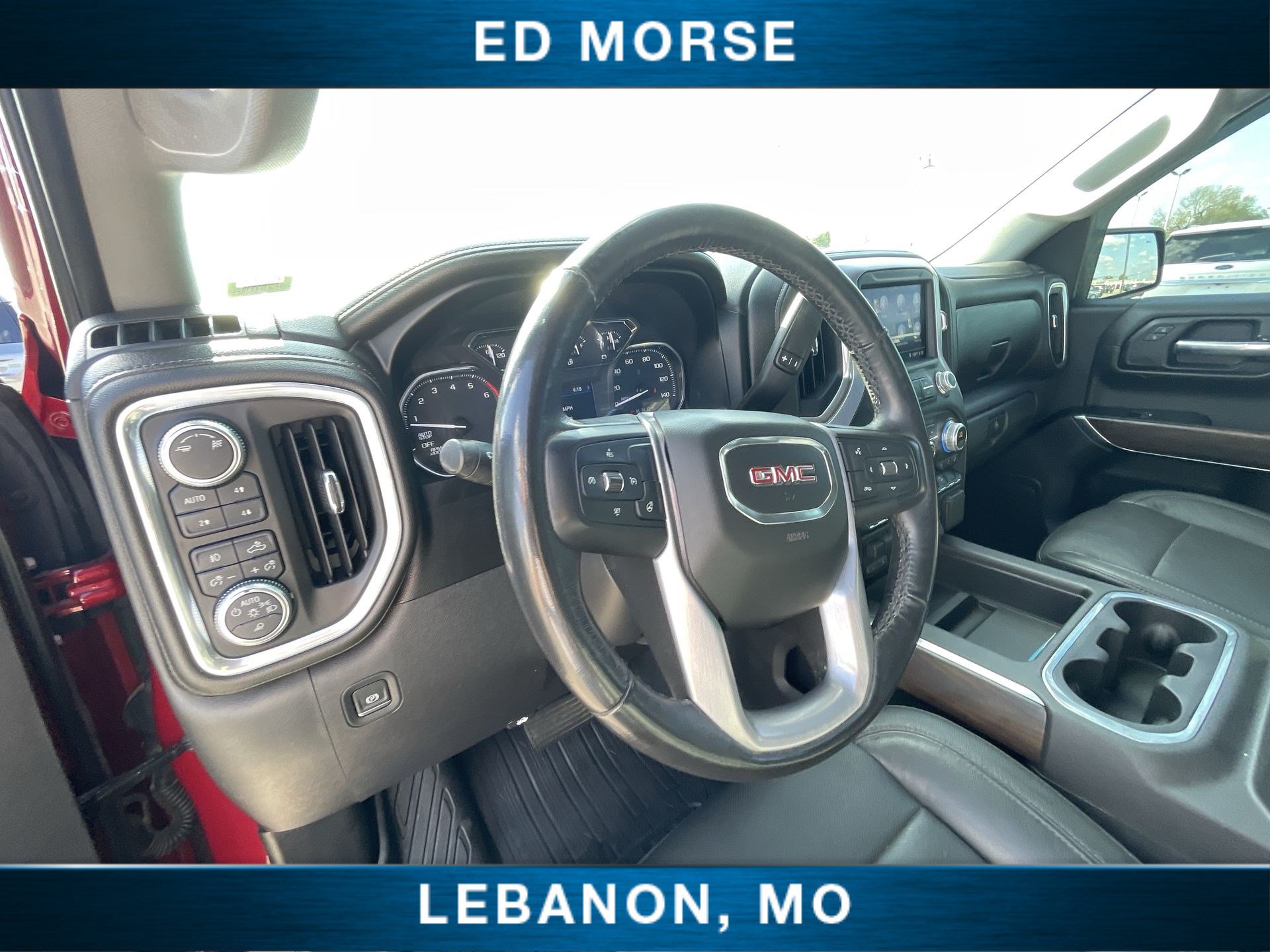 Used 2019 GMC Sierra 1500 SLT w/ SLT Premium Package AWD/4WD image 10
