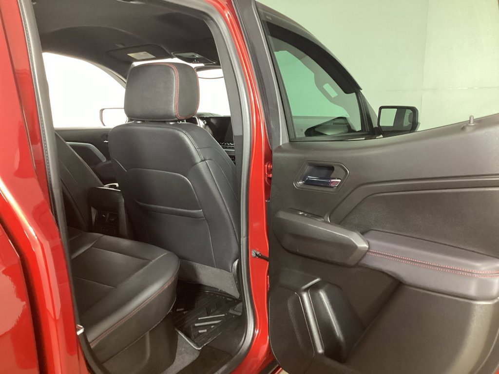 Used 2026 Chevrolet Colorado Z71 w/ Technology Package AWD/4WD image 26