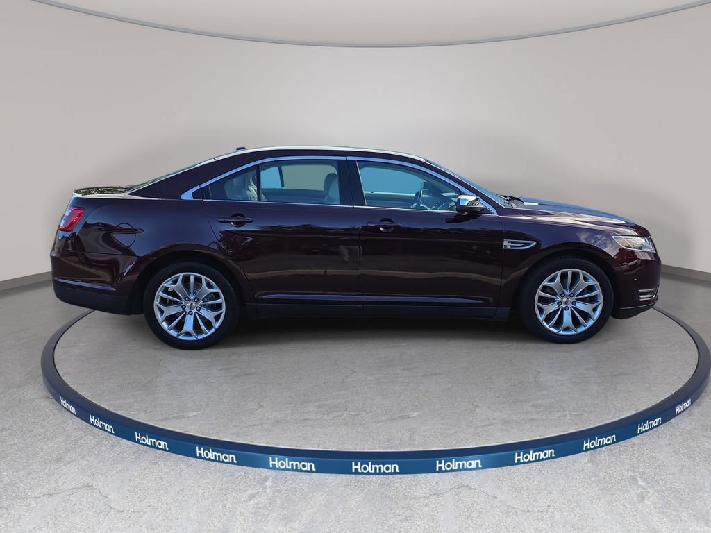 Certified 2018 Ford Taurus Limited w/ Driver Assist Package FWD image 4