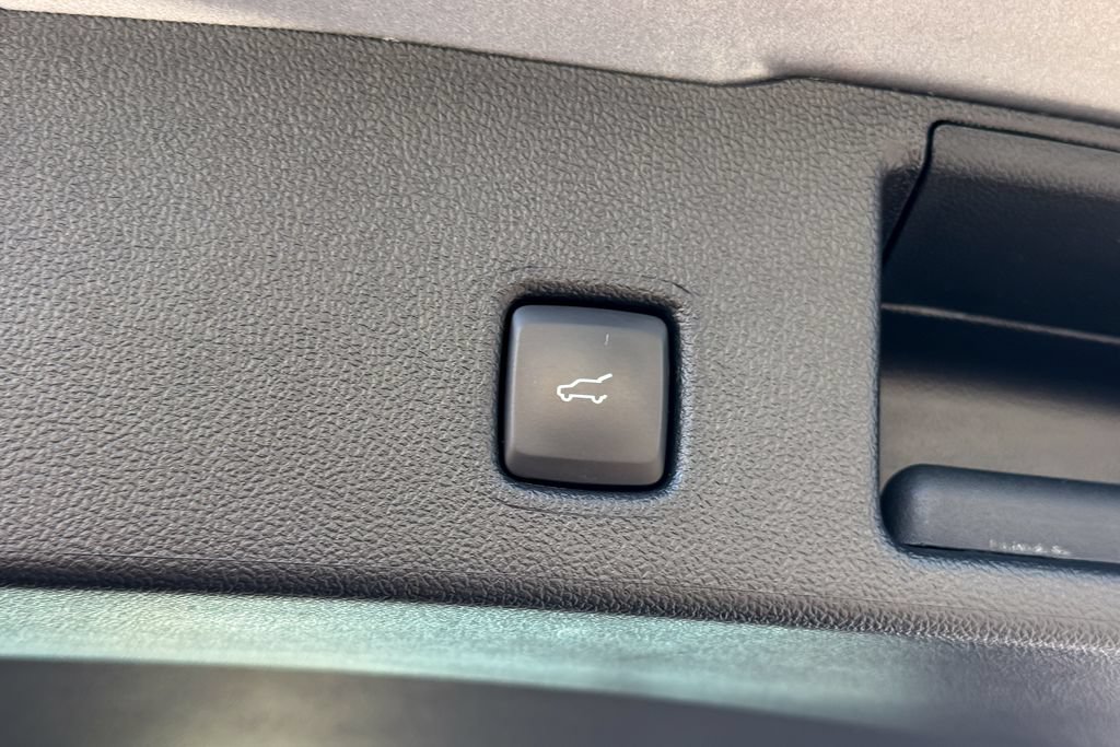 Certified 2023 Ford Escape Active AWD/4WD image 16