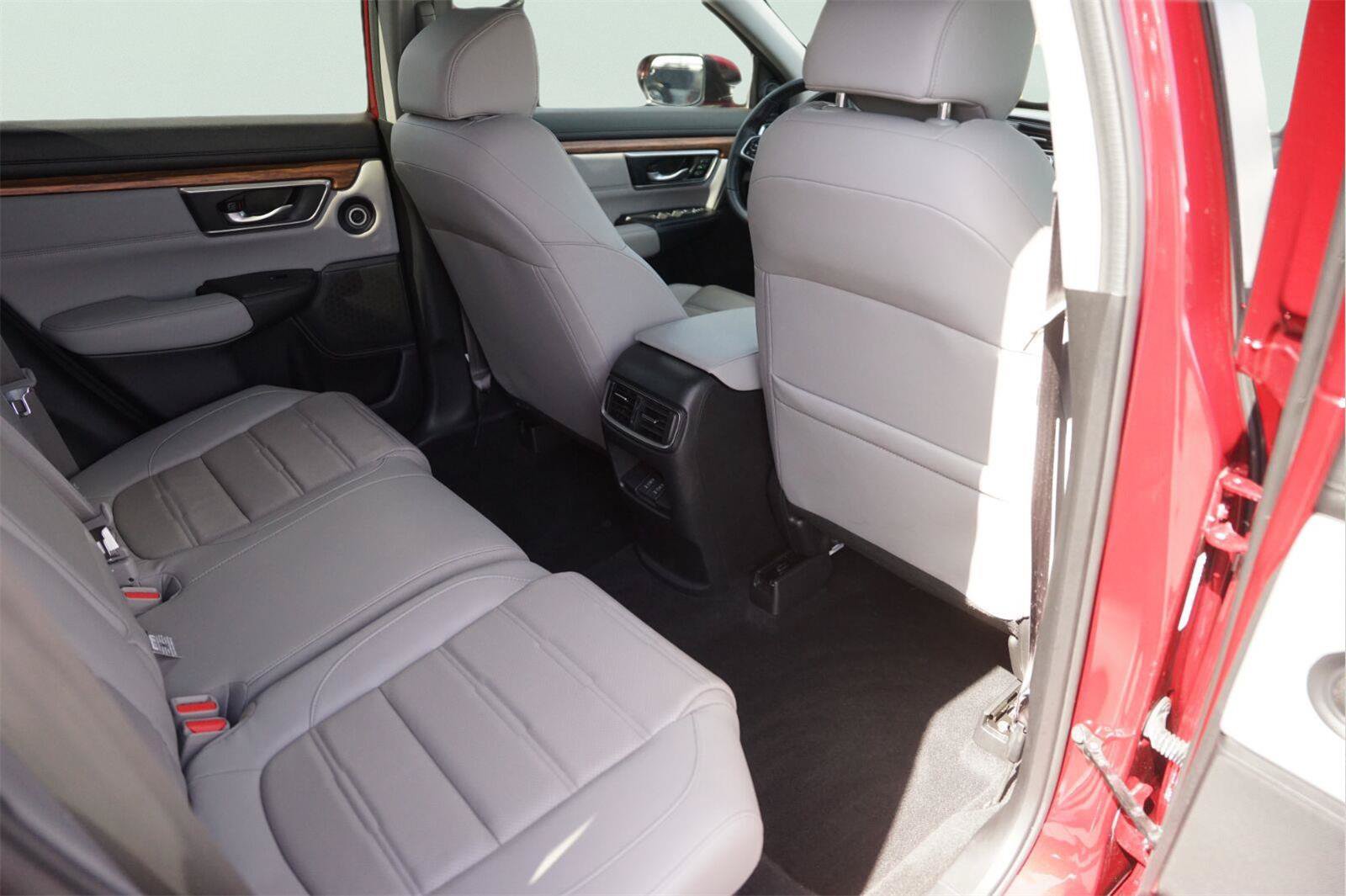 Used 2022 Honda CR-V Touring image 15