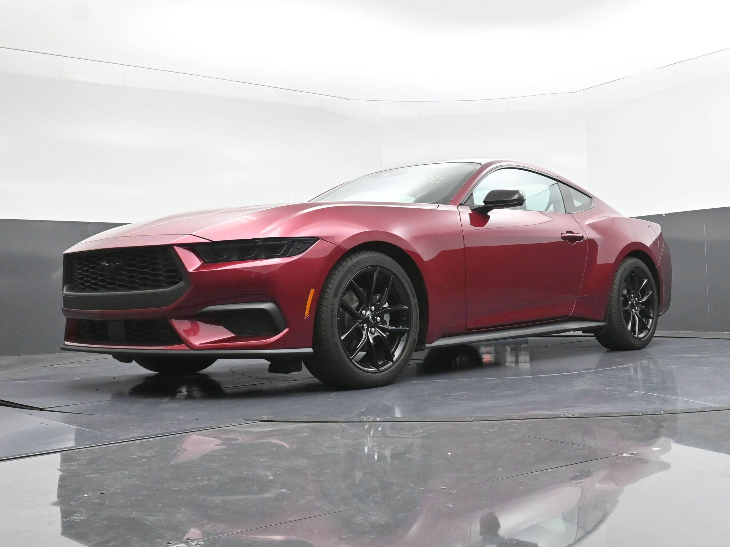 Certified 2025 Ford Mustang Premium image 3