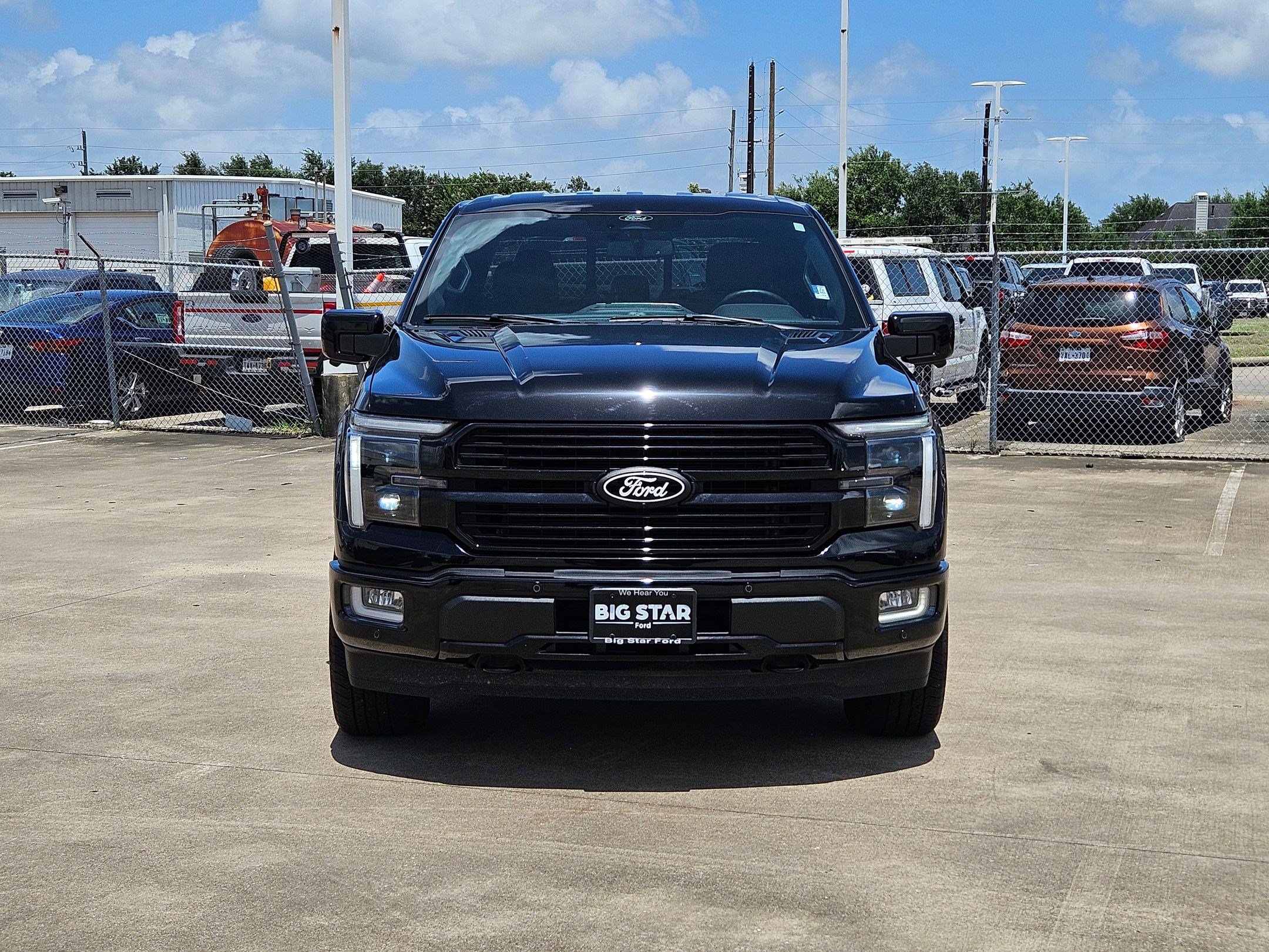 Certified 2024 Ford F150 Platinum w/ FX4 Off-Road Package AWD/4WD image 11