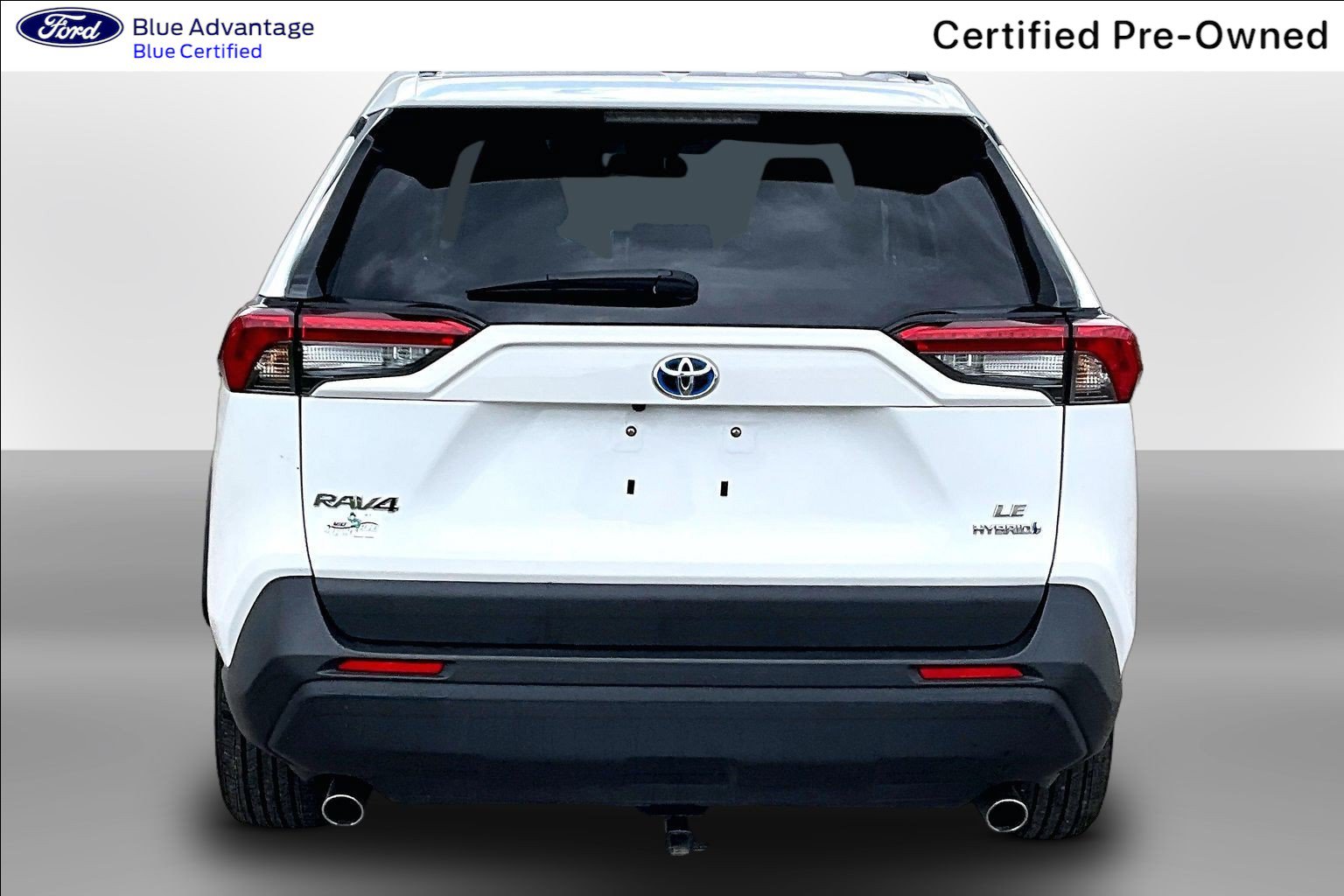 Used 2024 Toyota RAV4 LE AWD/4WD image 4