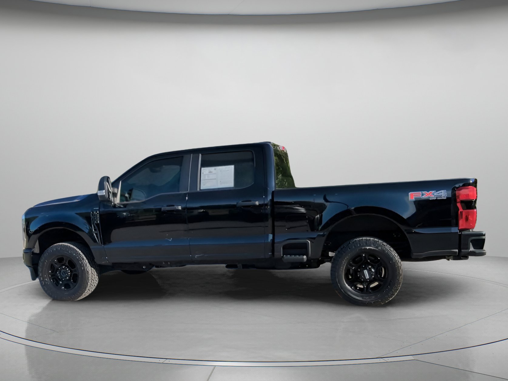 Certified 2024 Ford F250 XL w/ STX Appearance Package AWD/4WD image 19
