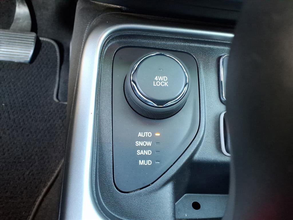 Used 2021 Jeep Compass Latitude image 17