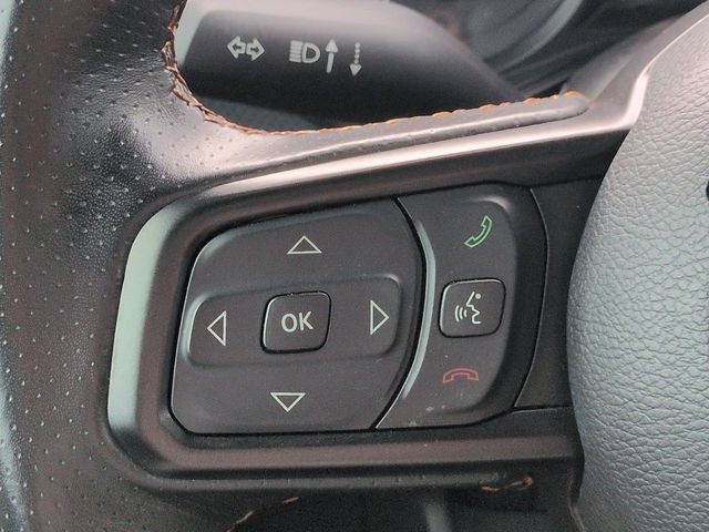 Used 2024 Jeep Gladiator Mojave w/ Technology Group AWD/4WD image 25