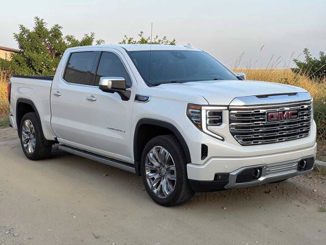 Used 2023 GMC Sierra 1500 Denali AWD/4WD image 8