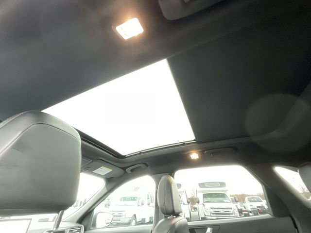 Certified 2024 Ford Escape ST-Line w/ Tech Pack #1 image 23