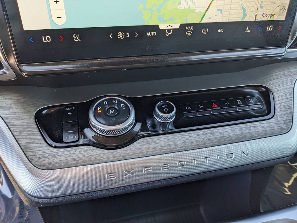 Certified 2025 Ford Expedition Max Platinum AWD/4WD image 26