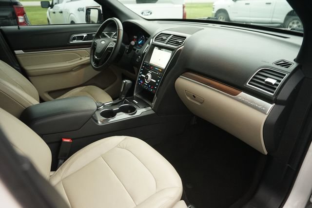 Certified 2018 Ford Explorer Limited AWD/4WD image 19
