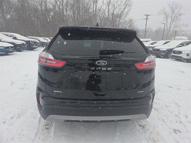 Certified 2023 Ford Edge SEL image 8