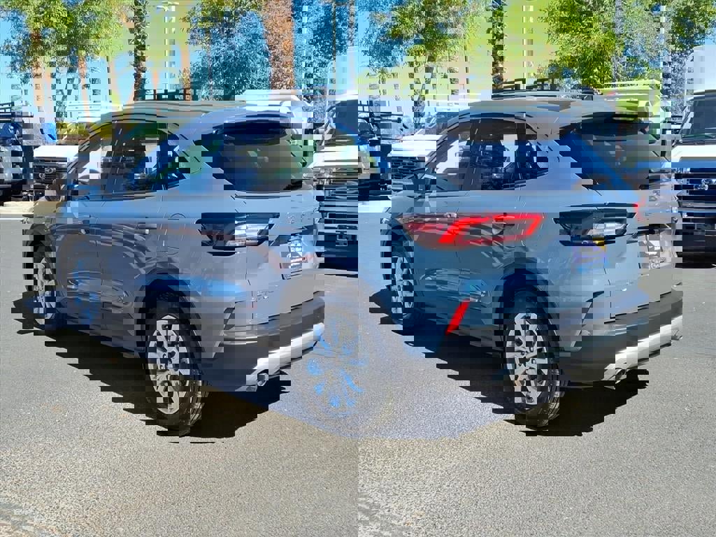 Certified 2023 Ford Escape Active image 3