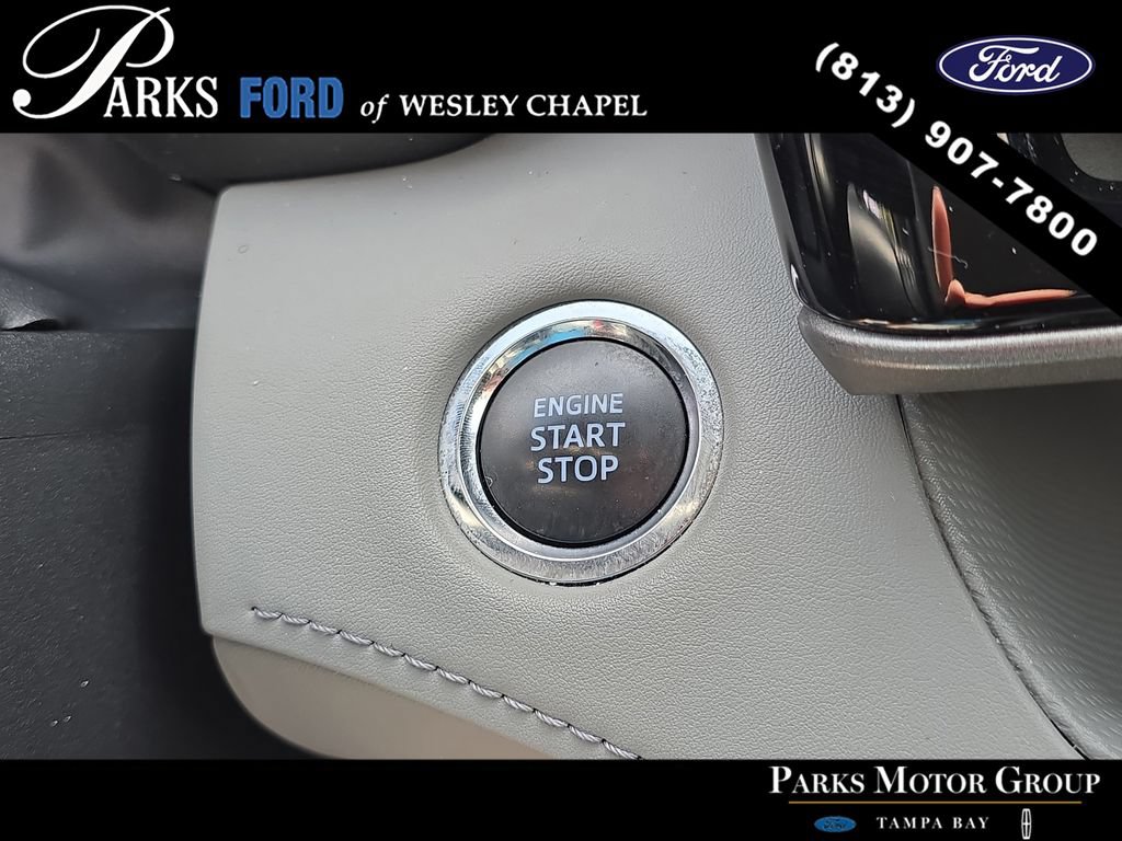 Used 2022 Toyota Highlander XLE FWD image 29