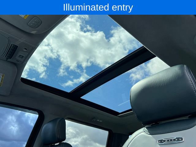 Certified 2022 Ford F450 Limited w/ FX4 Off-Road Package image 18