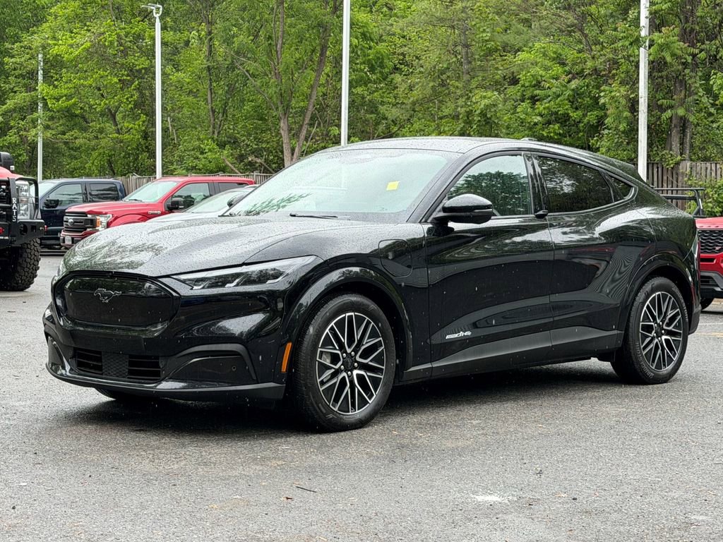 Certified 2025 Ford Mustang Mach-E Premium AWD/4WD image 3