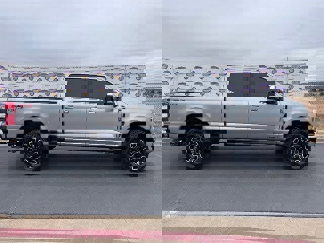 Certified 2024 Ford F250 Platinum image 2