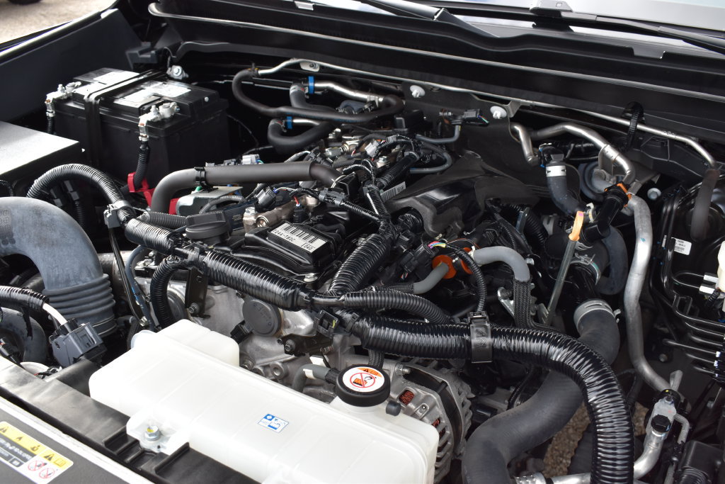 Used 2024 Toyota Tacoma TRD Off-Road AWD/4WD image 12