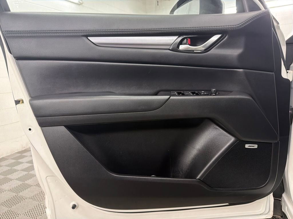 Used 2020 MAZDA CX-5 Touring image 17