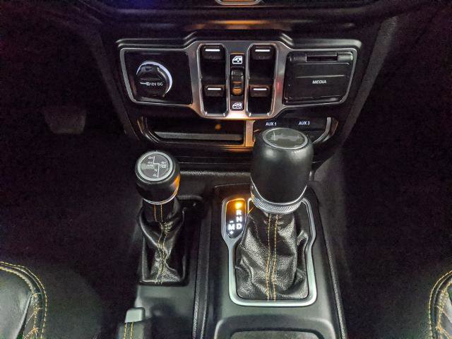 Used 2023 Jeep Wrangler Unlimited Sahara AWD/4WD image 10