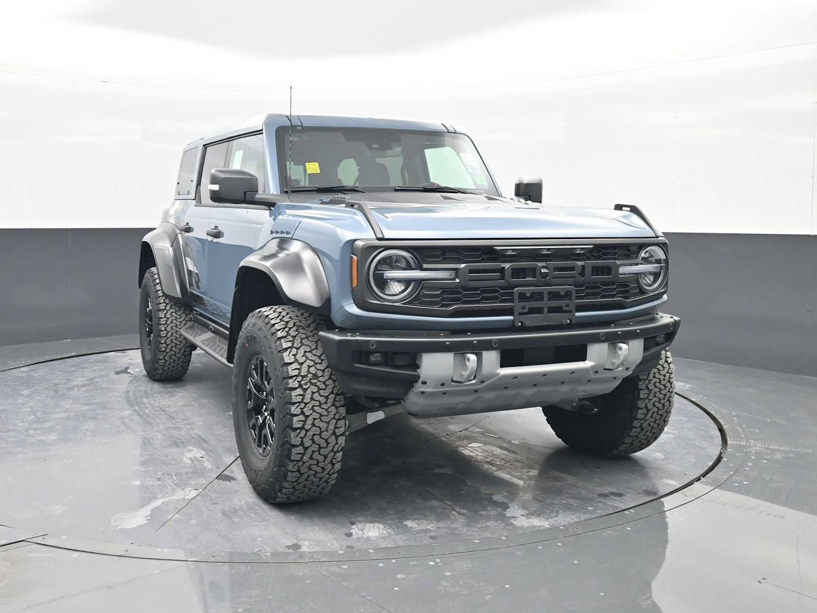 Certified 2025 Ford Bronco Raptor AWD/4WD image 2