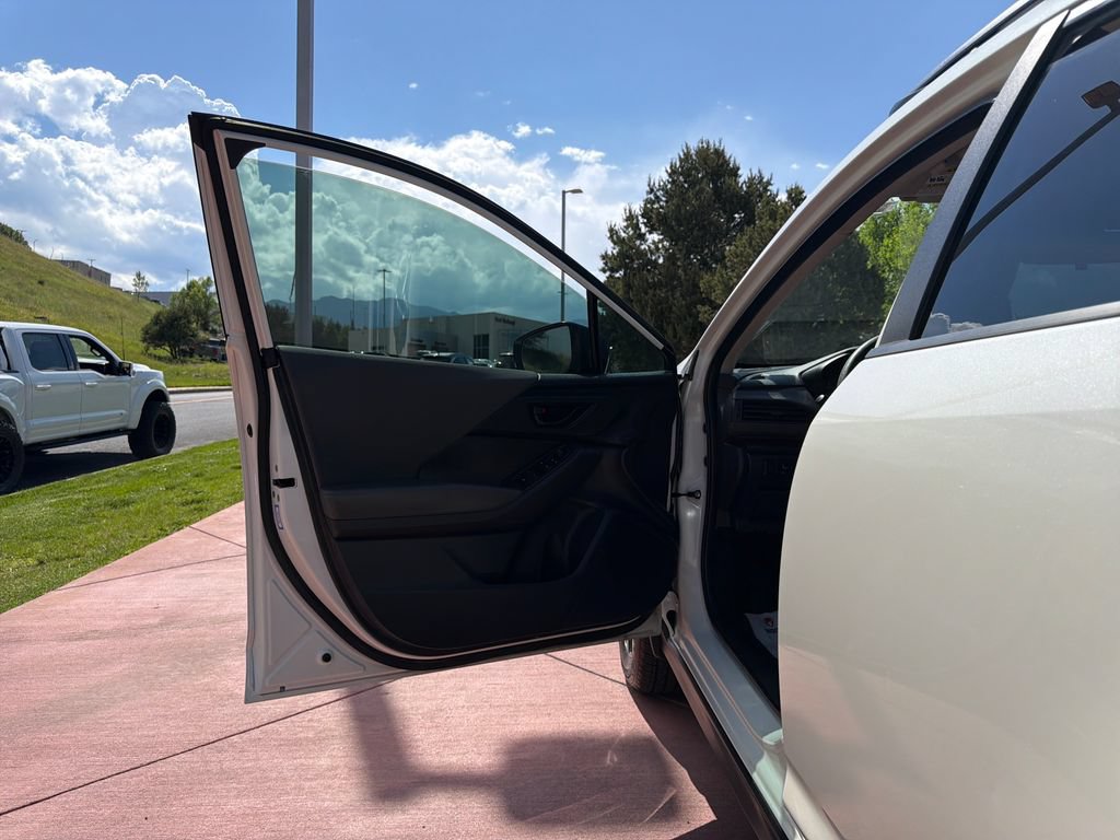 Used 2024 Subaru Crosstrek 2.0i Premium AWD/4WD image 10