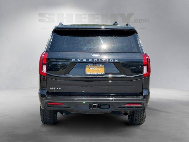 Certified 2025 Ford Expedition Active AWD/4WD image 14