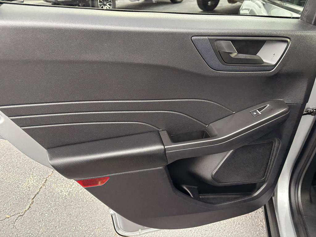 Certified 2022 Ford Escape SE w/ SE Sport Appearance Package image 13