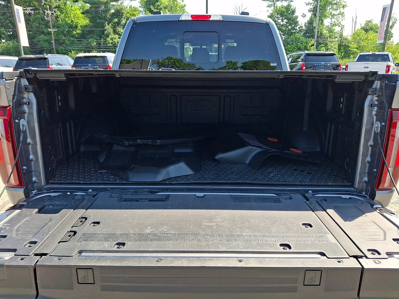 Certified 2024 Ford F150 Lariat w/ Equipment Group 502A High AWD/4WD image 31